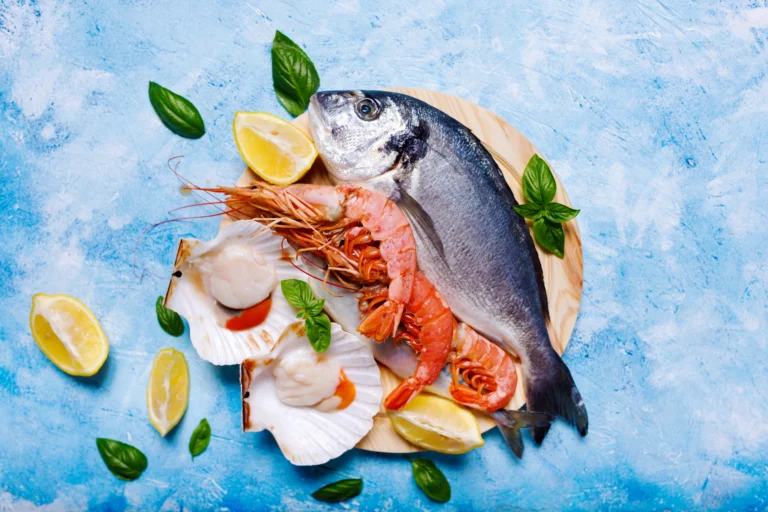 sea food delivery via freezer van rental in dubai