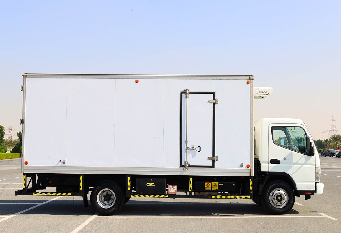 Chiller Van for Rent – Keep Your Goods Fresh with Reliable Refrigerated Transport